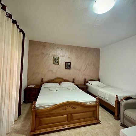 Casa Family Hotell Ulcinj Exteriör bild
