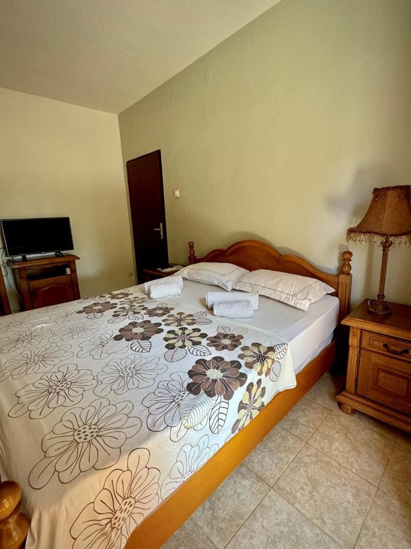 Casa Family Hotell Ulcinj Exteriör bild